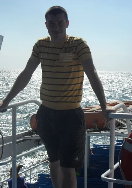 Я Vadim, 37 років з Чернівців, шукаю знайомства без зобов'язань