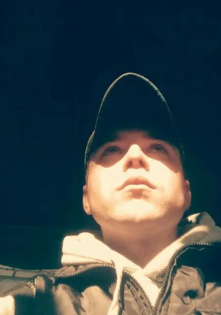 Виталий из Шостки, ищу на сайте знакомства на одну ночь