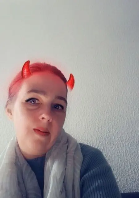 Я Lilou, 40, из Парижа, ищу знакомство