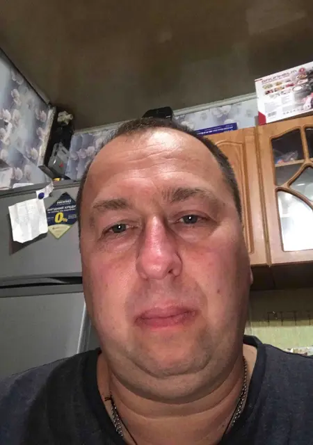 Oleg из Запорожья, мне 50, познакомлюсь для приятного времяпровождения