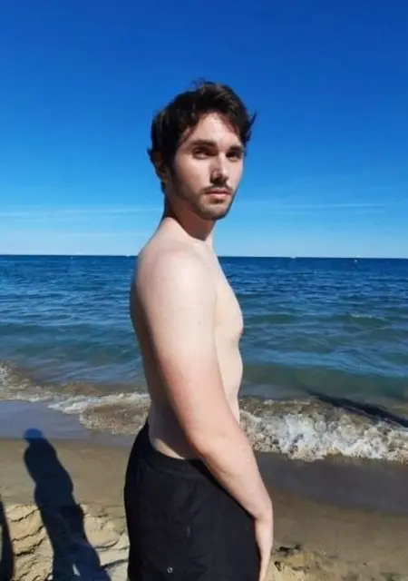 Dani из Мадрида, мне 26, познакомлюсь