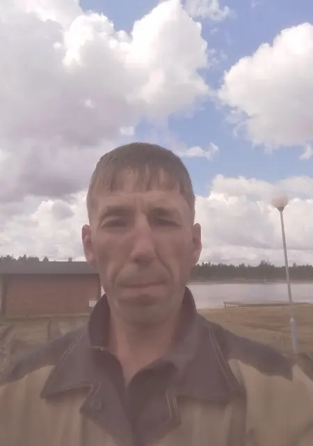 Я Vuk, 40, из Борисова, ищу знакомства без обязательств