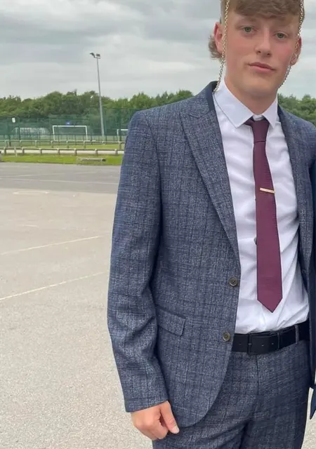 Я Toby, 23, из Уиган, ищу знакомство для вирта