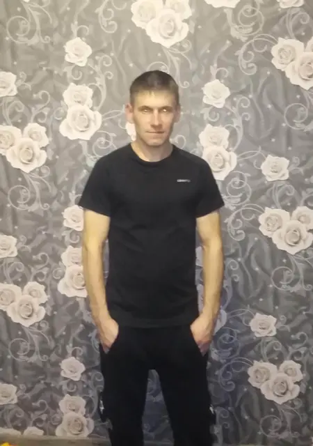 Виталий из Минска, ищу на сайте знакомства без обязательств