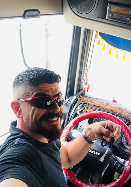 Я Necmettin, 41, из Анкары, ищу знакомства без обязательств