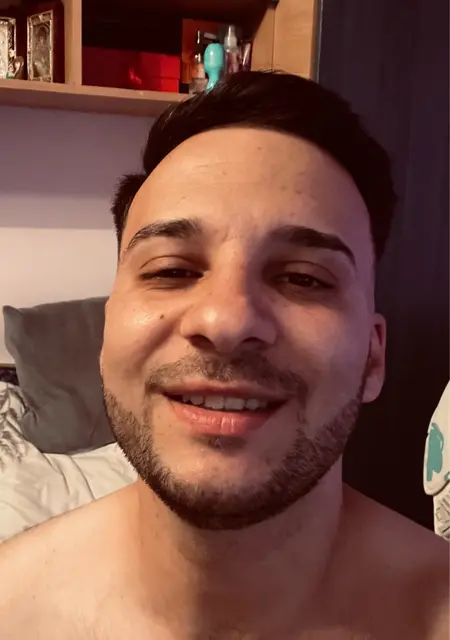 Я Adelin, 25, из Тыргу-муреша, ищу знакомства на одну ночь