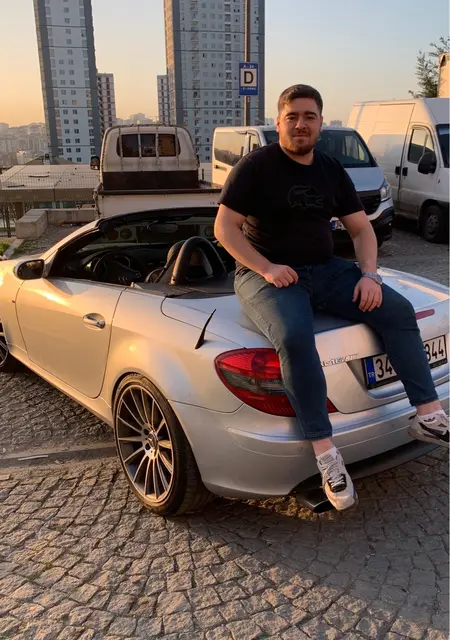 Adem из Балыкесира, мне 21, познакомлюсь без обязательств