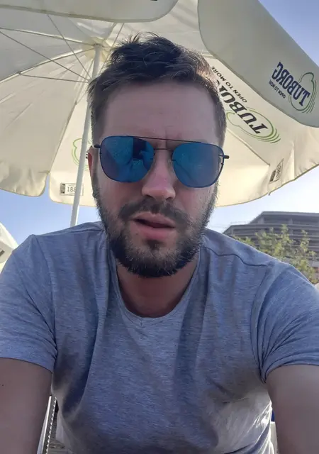 Dima из Винницы, мне 36, познакомлюсь на одну ночь