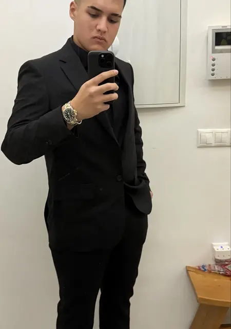 Cristian de Mijas, busco en el sitio lío de una noche