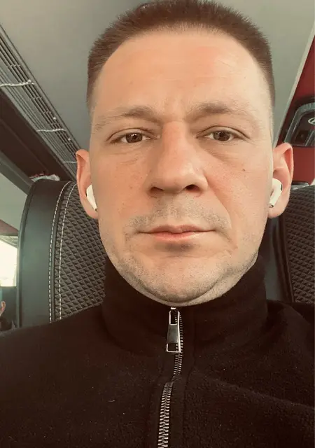 Я Артур, 30, из Вильнюса, ищу знакомство для общения