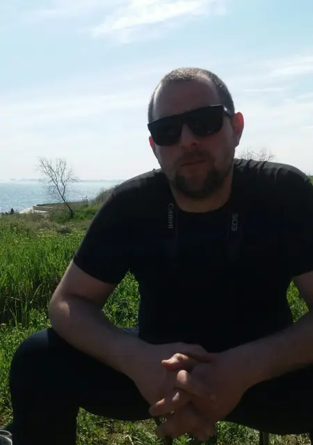 Александр з Одеси, шукаю на сайті знайомства на одну ніч