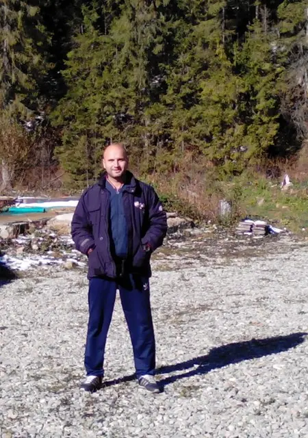 Я Алексей, 42, из Переяслава-Хмельницкого, ищу знакомства на одну ночь