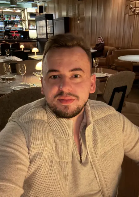 Nik de Madrid, busco en el sitio relación abierta