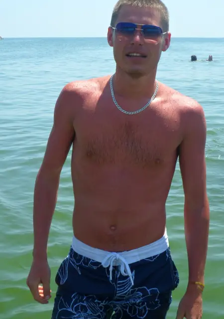 Я Сергей, 40, знакомлюсь на одну ночь в Львове