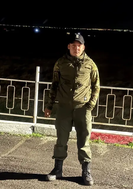 Я Евгений, 21, из Кишинёва, ищу знакомство для вирта