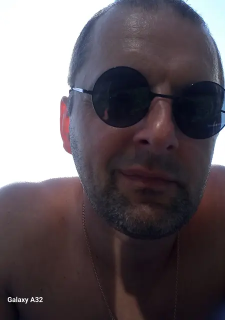 Den из Новополоцка, мне 42, познакомлюсь для вирта