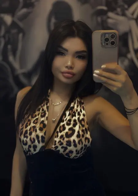 Cholpon из Sabadell, мне 26, познакомлюсь на одну ночь