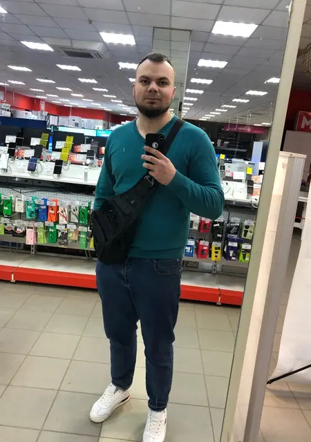 Никита из Донецка, мне 28, познакомлюсь для приятного времяпровождения