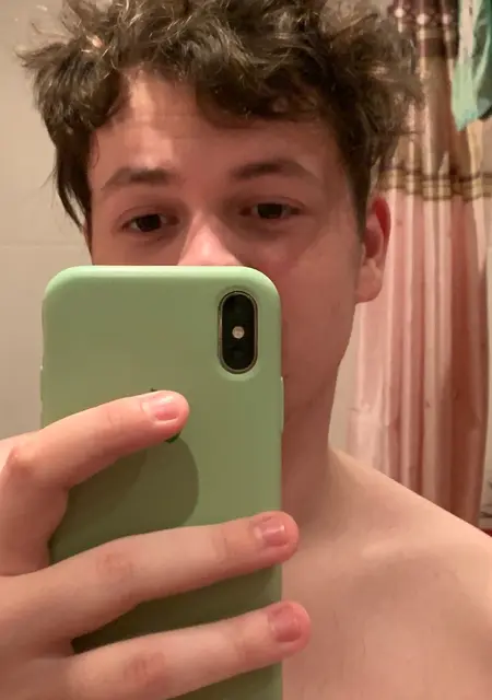 Илья из Полоцка, ищу на сайте открытые отношения