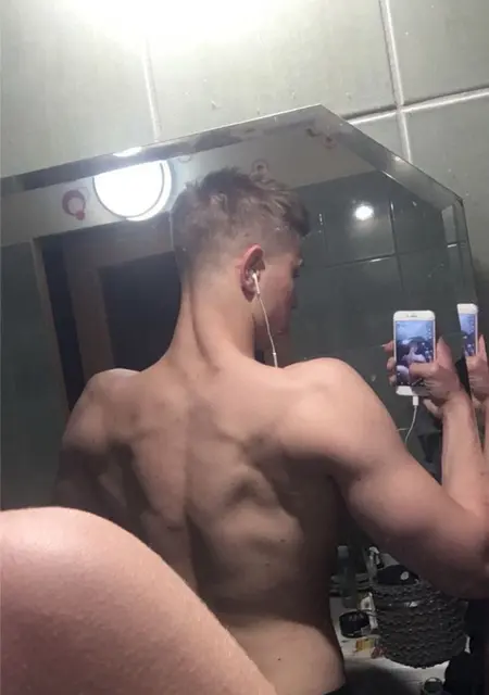 Dawid из Варшавы, ищу на сайте вирта