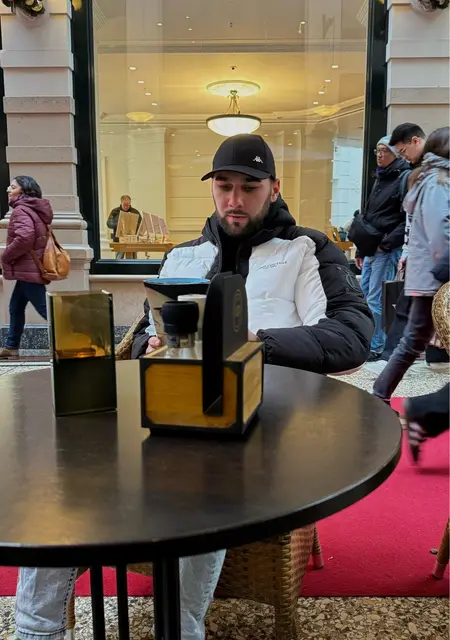 Я Арсен, 24 років, знайомлюсь для спілкування у Кам'янському