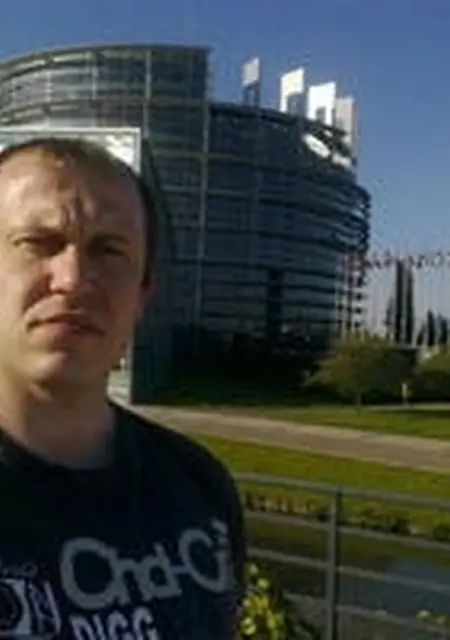 Сергей из Запорожья, ищу на сайте знакомства без обязательств