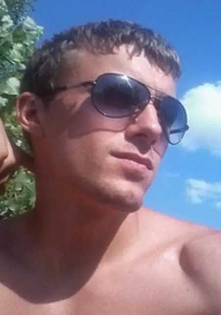 Денис из Северодонецка, мне 44, познакомлюсь без обязательств