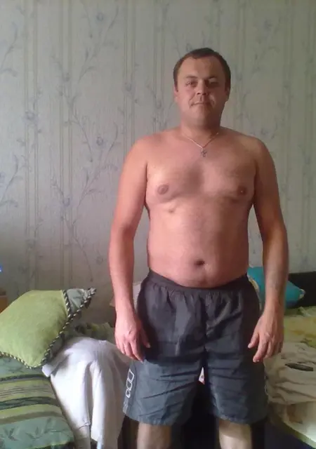 Саша из Сум, ищу на сайте знакомства на одну ночь