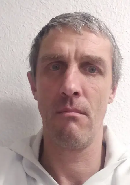 Я Митя, 48, знакомлюсь для постоянных отношений в Берне