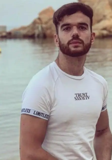 Я Juanjo, 25, знакомлюсь для приятного времяпровождения в Барселоне