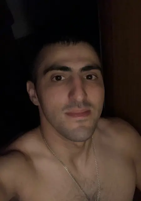 Я Alan, 28, знакомлюсь для приятного времяпровождения в Макеевке