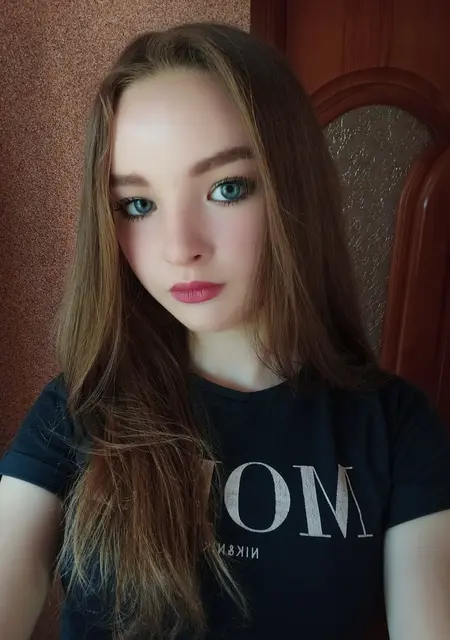 Я Настя, 20 років з Броди, шукаю знайомство для дружбы