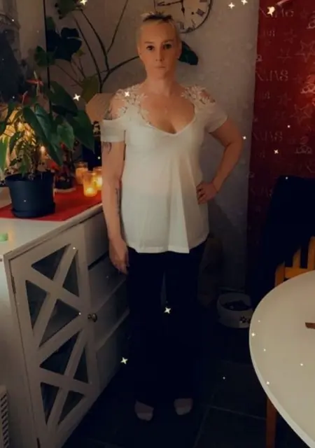 Ann-Charlotte из Стокгольма, мне 44, познакомлюсь