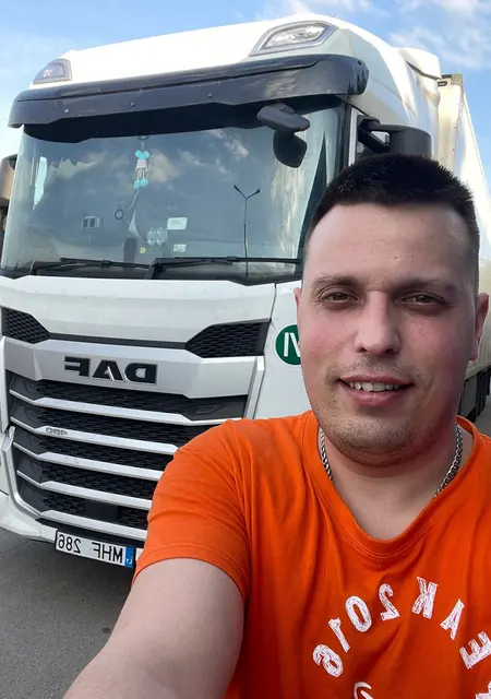 Я Aleksey, 28, знакомлюсь для общения в Новополоцке