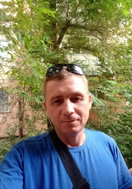 Viktor из Караганды, ищу на сайте знакомства на одну ночь