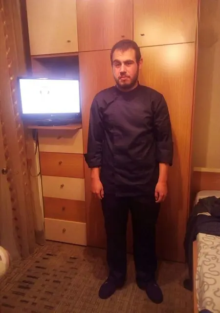 Я Leonidas, 40, из Афин, ищу знакомство