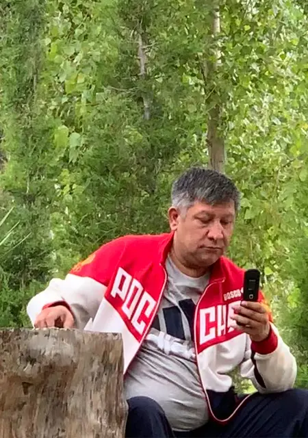 Я Shuhrat, 44, из Ташкента, ищу знакомства без обязательств