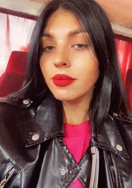 Ola из Винницы, ищу на сайте общение