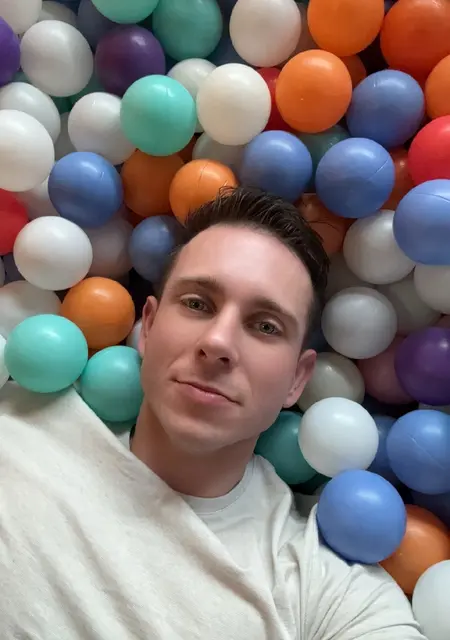 Я Moderated, 34, из Брно, ищу знакомство для приятного времяпровождения