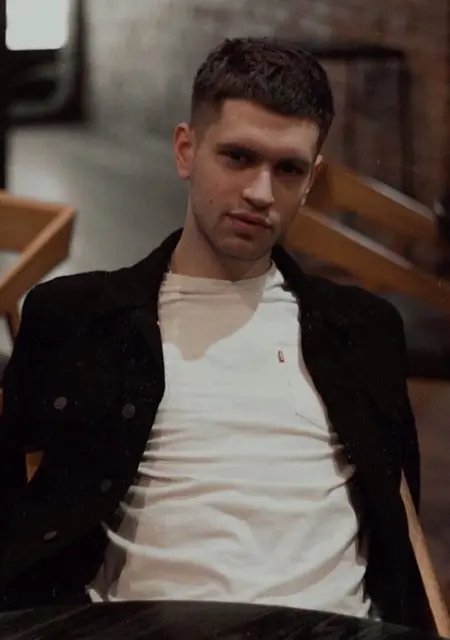 Anton из Кропивницкого, ищу на сайте знакомства без обязательств