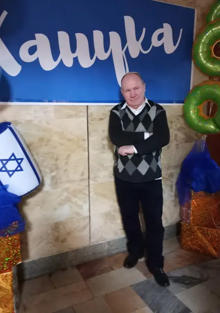 Я Игорь, 61, знакомлюсь без обязательств в Запорожье