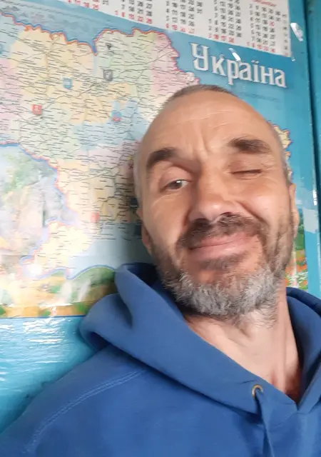 Я Саша, 39, из Львова, ищу знакомство для постоянных отношений