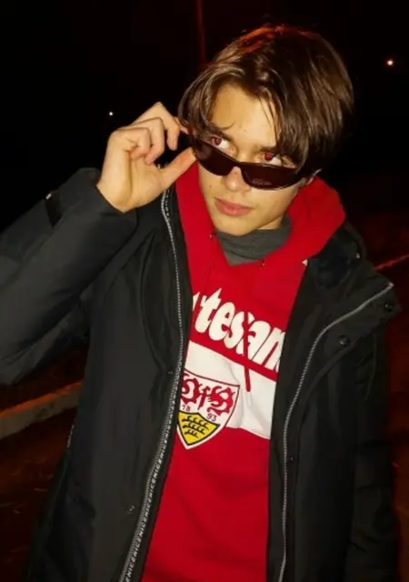 Я Артём, 20, из Кишинёва, ищу знакомства на одну ночь