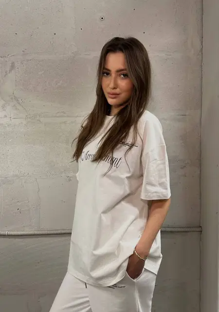 Anna from Manchester, looking for long-term