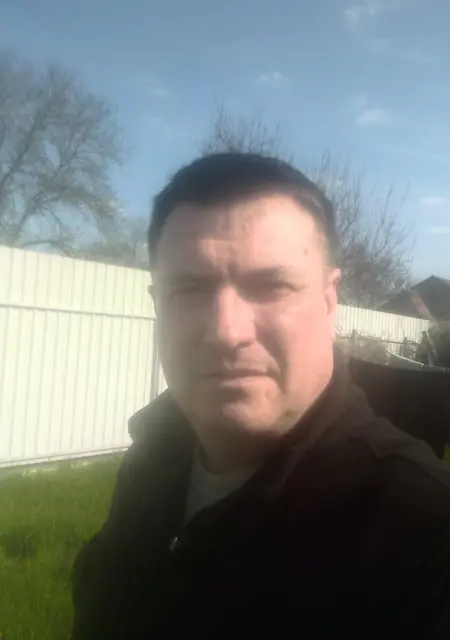 Николай из Днепра, ищу на сайте приятное времяпровождение