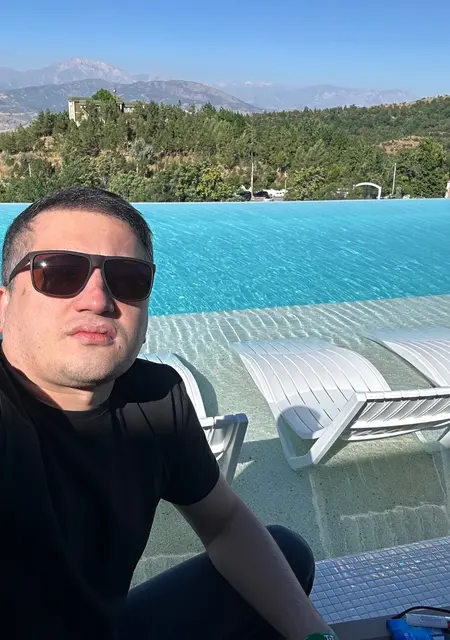 Я Тимур, 34, из Ташкента, ищу знакомство для приятного времяпровождения