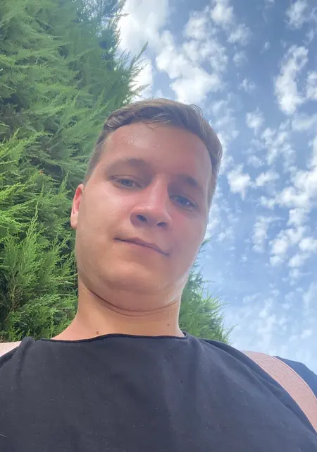 Ruslan з Одеси, шукаю на сайті знайомства на одну ніч