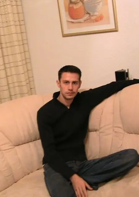 Петро з Львова, мені 46 років, познайомлюсь без зобов'язань