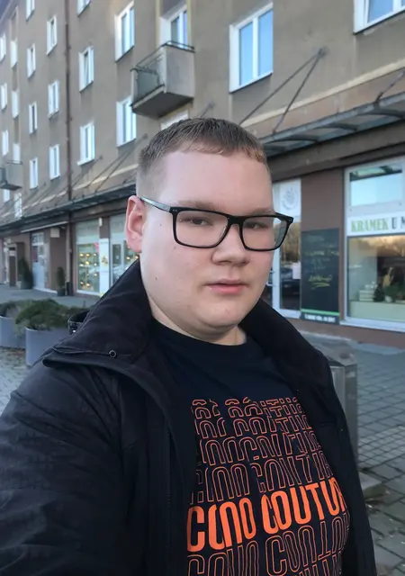 Honza из Гавиржов, мне 19, познакомлюсь без обязательств