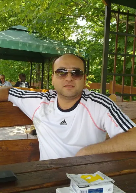 Руслан з Черкас, шукаю на сайті знайомства на одну ніч